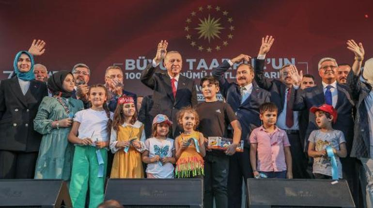 Cumhurbaşkanı Erdoğan: Türk’e kefen biçilemeyeceğini dünyaya ilan ettik