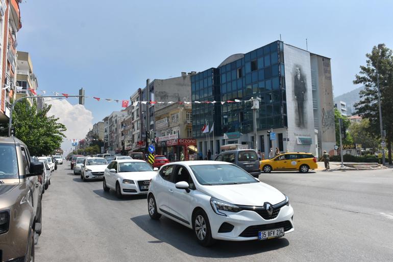 Kuşadası açıklarında art arda depremler