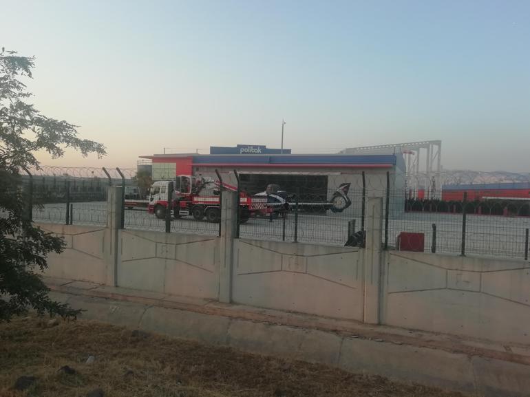 İzmirde kaza kırıma uğrayan helikopter enkazı kaldırıldı