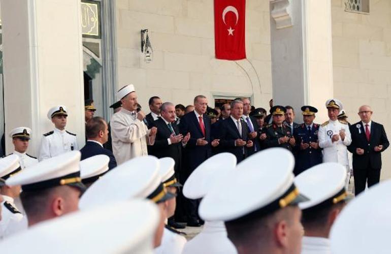 Cumhurbaşkanı Erdoğan: Egede her fırsatta huzursuzluk çıkaranların sadece maşa olduğunu biliyoruz