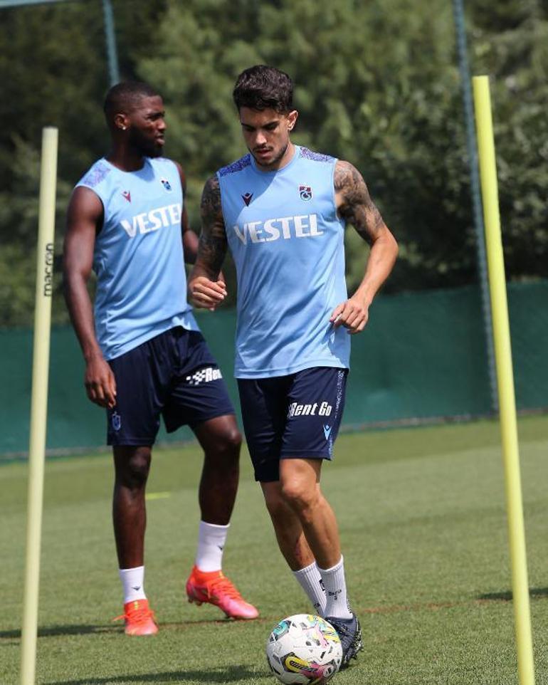 Trabzonspor’da Umut Bozok ve Naci Ünüvar ilk kez kafilede