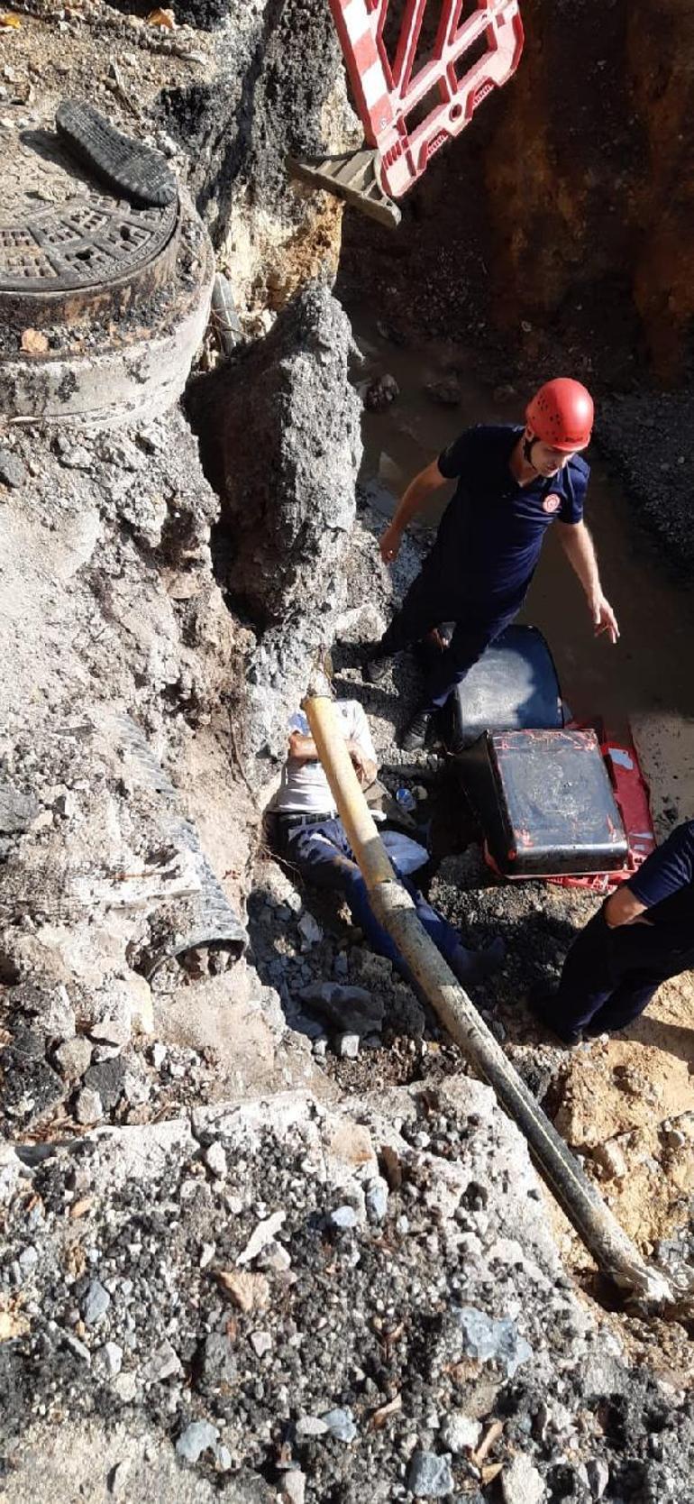 Kartal’da İSKİ kanalına düşen motosikletli kurye yaralandı