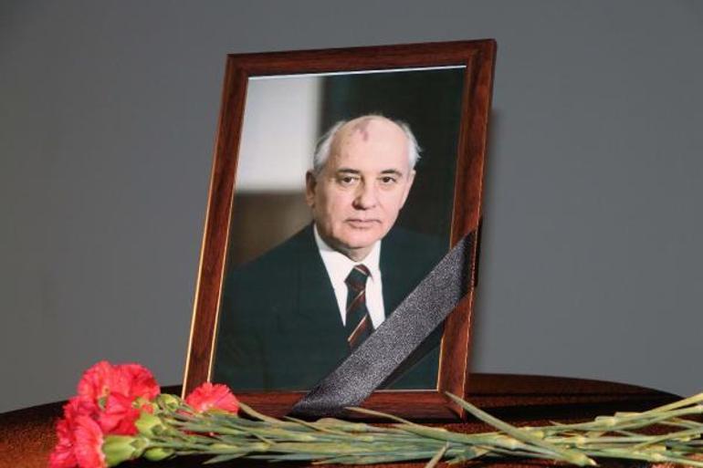 Rusyanın Ankara Büyükelçiliğine Gorbaçov için taziye defteri