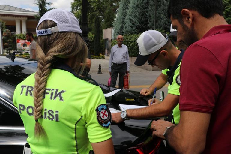 Ankarada çakarlı aracın sürücüsüne para cezası