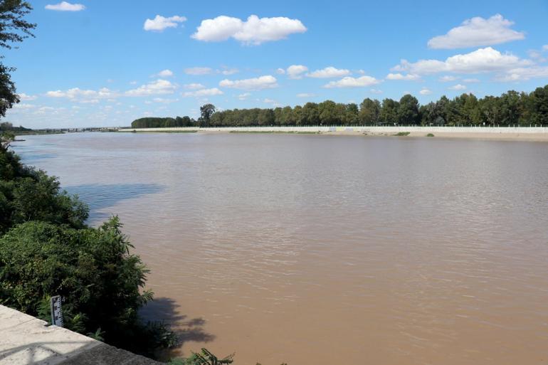 Son yağışlarla Meriç Nehrinin debisi 2 kattan fazla arttı