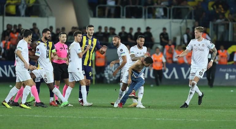 Sahaya inip, Beşiktaşlı futbolculara saldıran şüpheliye 3 yıla kadar hapis istemi