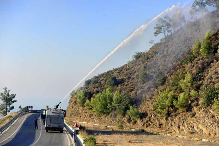 Mersinde orman yangını, 2nci gününde kontrol altında