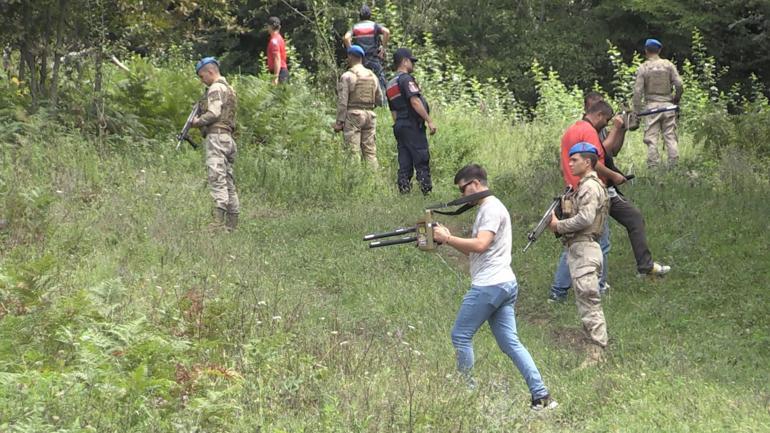 Kesik baş cinayeti şüphelisi kardeşi, kasketi ve kıyafetleri ele verdi