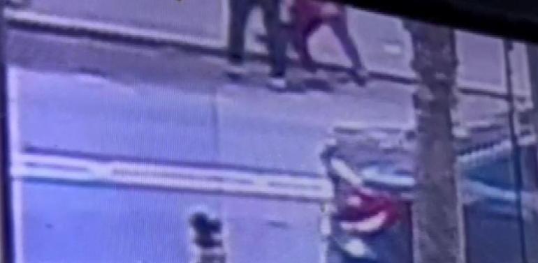 Eşini ve çocuklarını kırbaçla, hortumla dövüyor iddiası