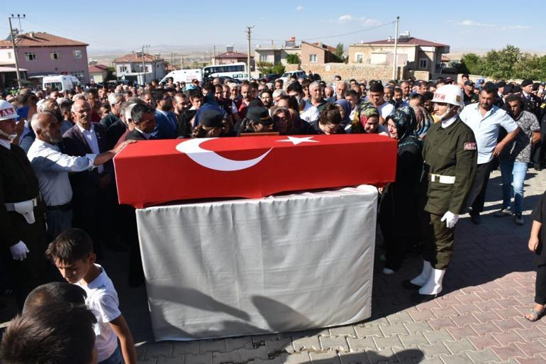 Şehit Uzman Çavuş Borlu, Niğdede son yolculuğuna uğurlandı
