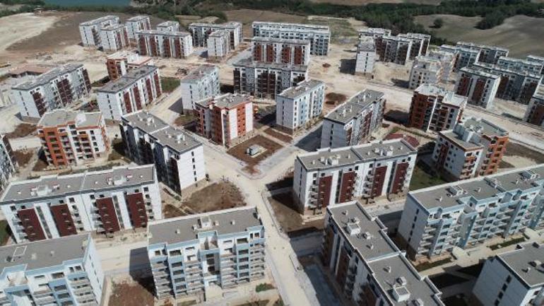 Adanada sosyal konut heyecanı; 6 bin 356 konuta yoğun talep