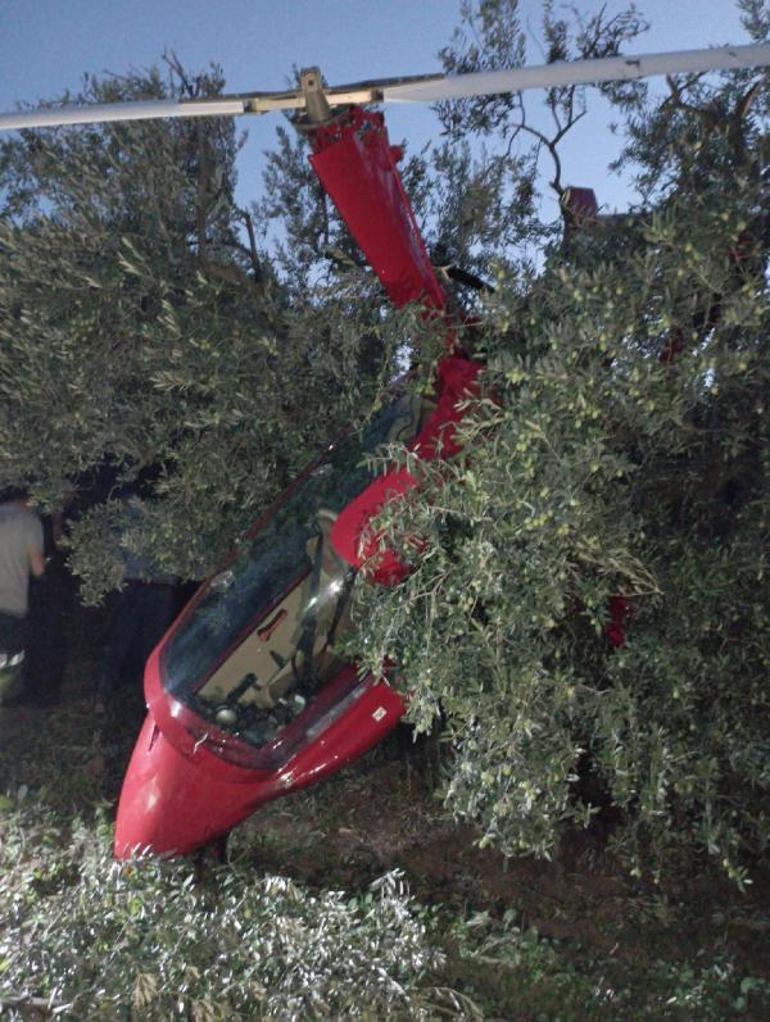 Motor arızası yapan gyrocopter zeytinliğe zorunlu iniş yapıp, ağaçlara çarptı