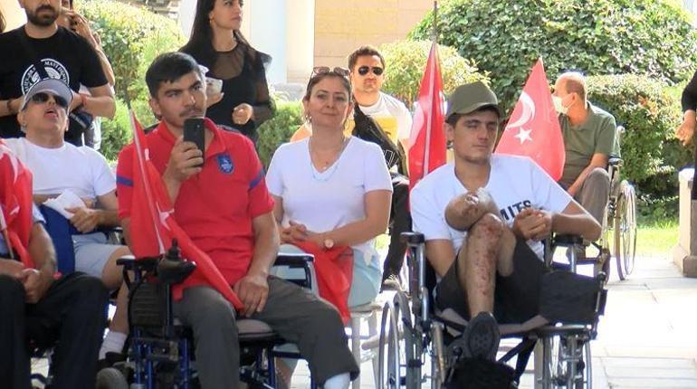 Haluk Leventten gazilere konser