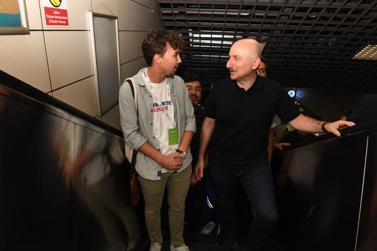 Bakan Karaismailoğlu: Hedefimiz şehir içi hareketliliği metro hatları ekseninde artırarak trafiği azami ölçüde azaltmak