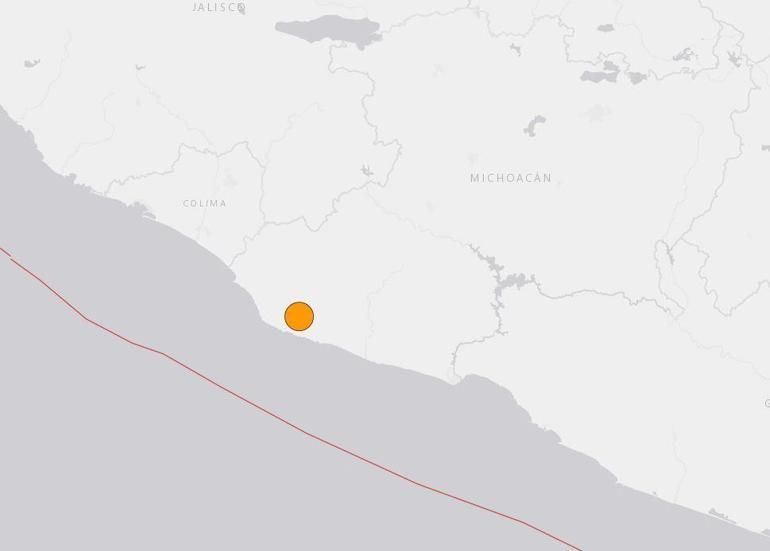Meksika’da 7.6 büyüklüğünde deprem