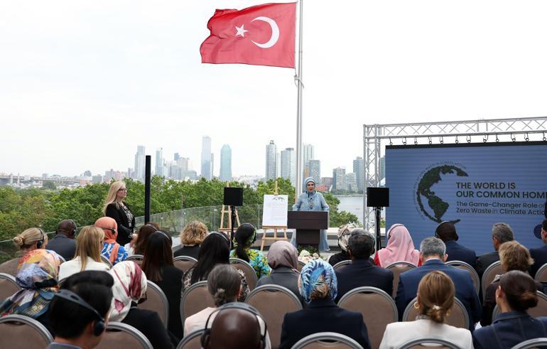 Emine Erdoğan: Guterres ile imzaladığımız Sıfır Atık Niyet Beyanının, dünyada yeni bir başlangıç olacağına yürekten inanıyorum