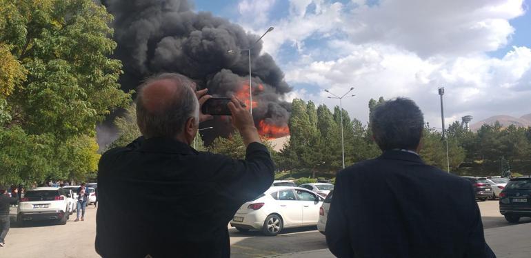 Atatürk Üniversitesi yemekhanesinde yangın