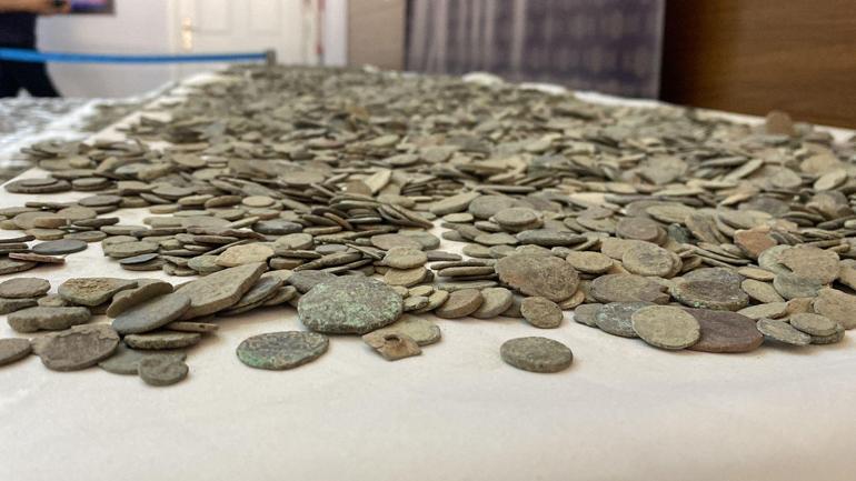 İstanbulda 34 bin 550 sikke ele geçirildi