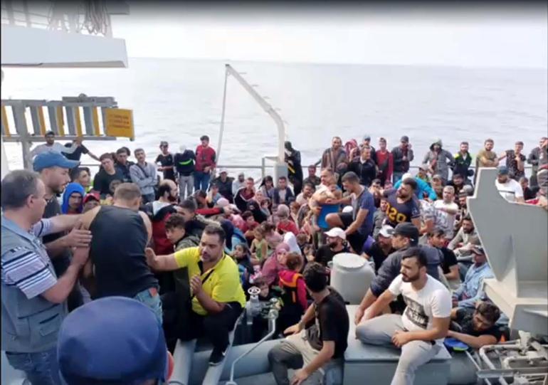 Yardım çağrısı yapan gemide kurtarılan 283 düzensiz göçmen, ülkelerine gönderilecek
