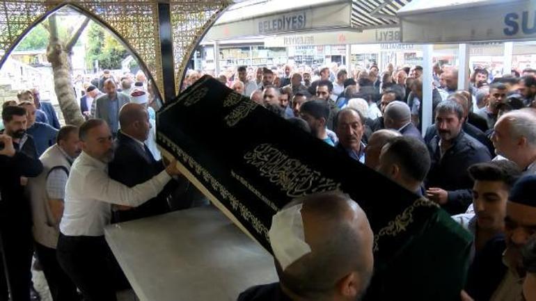 Ümraniyede polise bıçakla saldırınca vurulan sürücü toprağa verildi