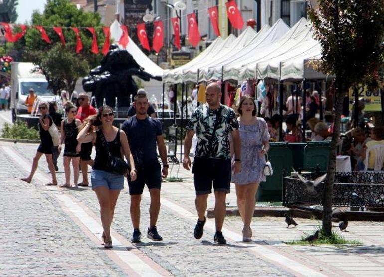 Edirnede Bulgar ve Yunan müşterisi olan berberler, pazar günü kapanmaya karşı