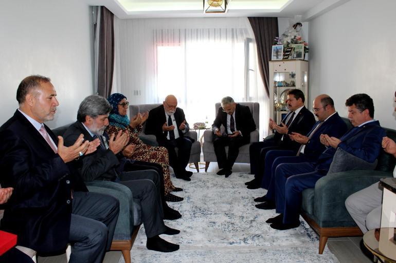 Gara Şehidi Kahveci’nin emanet tesbihi, annesine teslim edildi