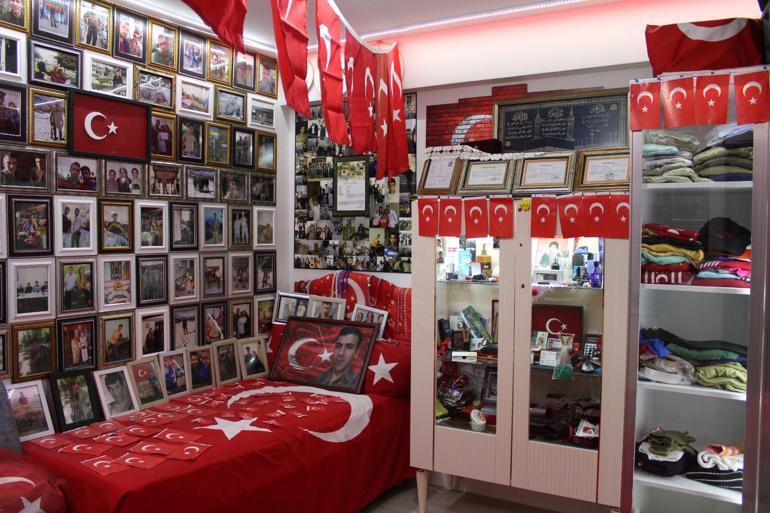 Gara Şehidi Kahveci’nin emanet tesbihi, annesine teslim edildi