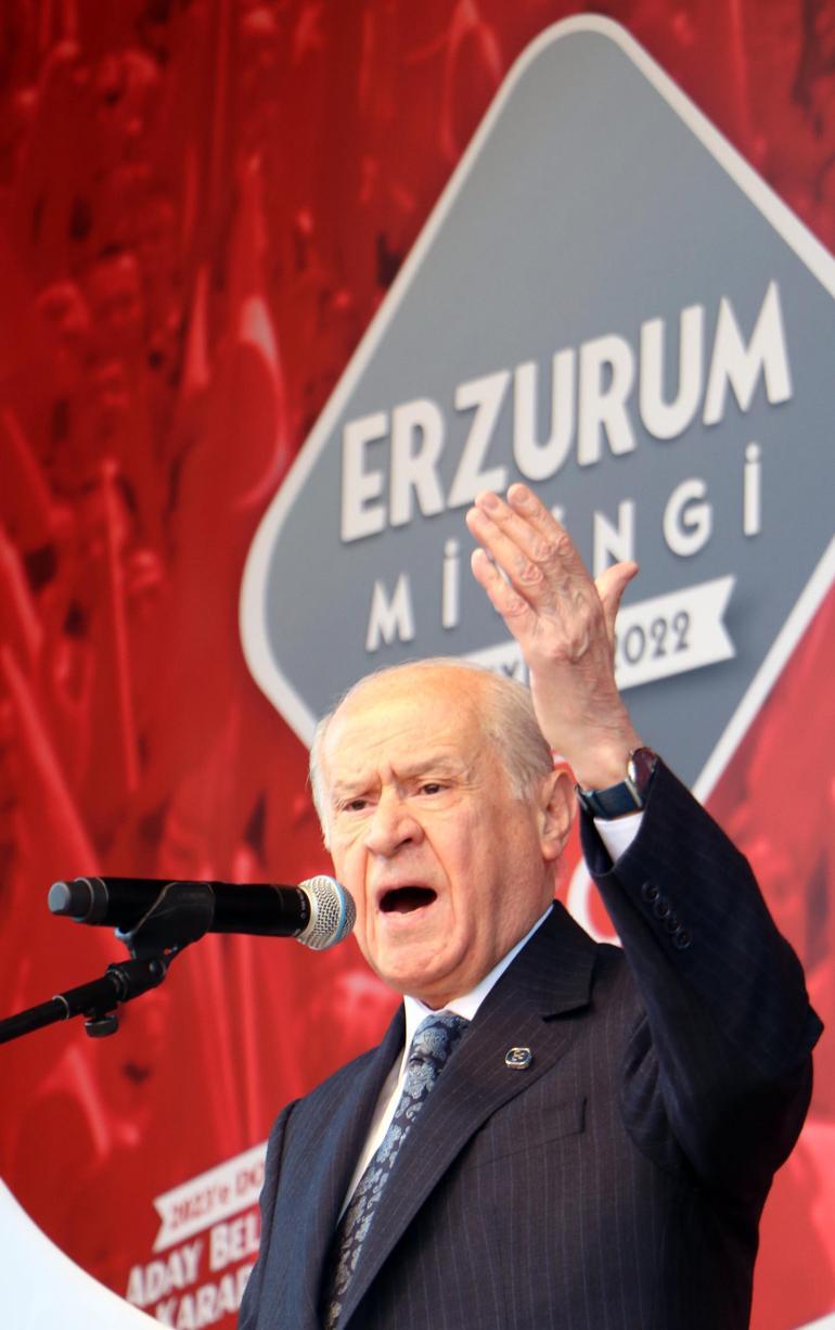 Bahçeli: Nükleer silah tehdidi endişeleri körüklemektedir, önümüzdeki yıllar kurşun gibi ağır olacaktır