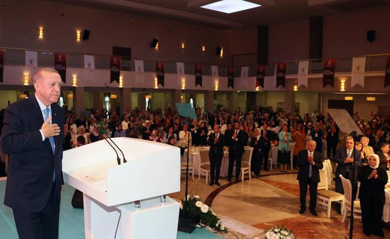 Cumhurbaşkanı Erdoğan: Üniversite kapılarında kızlarımızın inletildiğini yok sayamayız