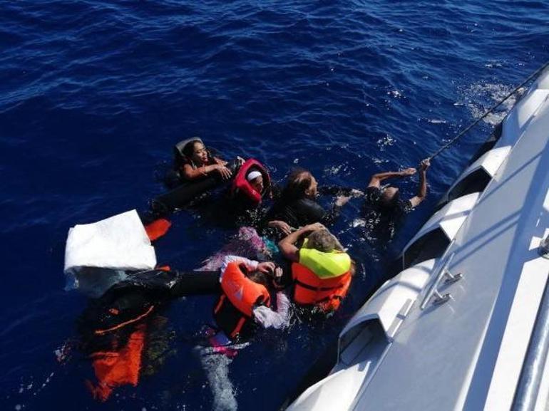 Göçmen faciasında ölenlerin cenazeleri kimsesizler mezarlığına defnedildi