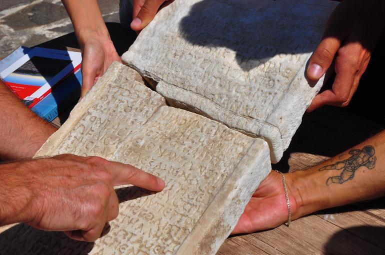 Aigai Antik Kentinde bulunan 1800 yıllık yazıtın sırrı ortaya çıktı