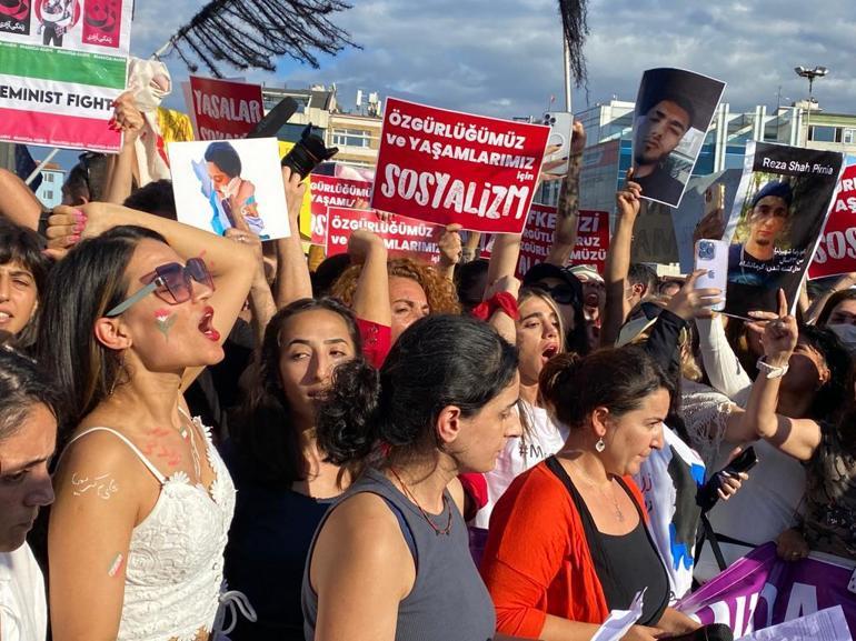 Kadıköyde Mahsa Amini eylemi