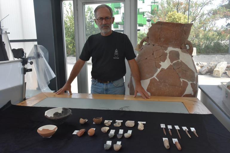 Yeşilova ve Yassıtepe höyüklerinde 8 bin 500 yıl öncesinden eserler bulundu