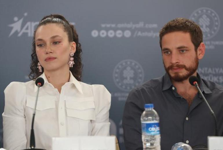 Tiyatro oyunu olarak yazılan senaryodan filmleriyle Altın Portakalda yarışıyorlar