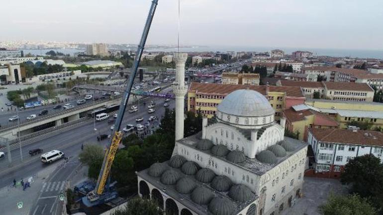 Avcılarda yıkıldıktan sonra yapımına başlanmayan cami için yürüyüş