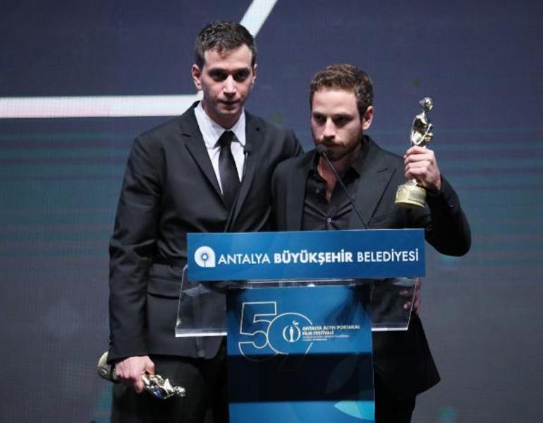 Altın Portakalda Karanlık Gece En İyi Film oldu; Kurak Günler 9 ödül aldı