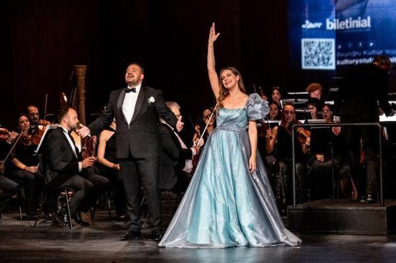 Tenor Murat Karahan ile Letonyalı Soprano Kristine Opolais, AKMde konser verdi