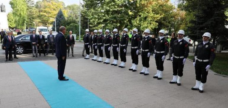 Ersin Tatar: Türkiye Cumhuriyetini kıskanarak birtakım oyunlara giriyorlar