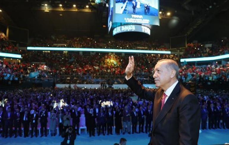 Cumhurbaşkanı Erdoğan: Muhafazakar devrimcilerle 2023’ü başarıyla bitireceğimize inanıyorum