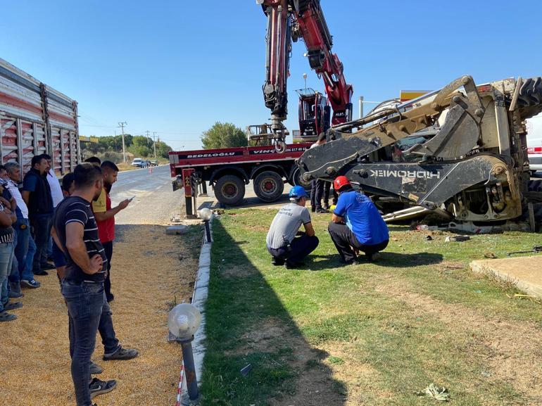 TIR ile çarpışan kepçenin operatörü öldü, kaza anı kamerada