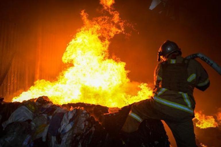 Ukraynalı yetkili Dzheppar: Zaporijya’da dün gece 15 patlama oldu