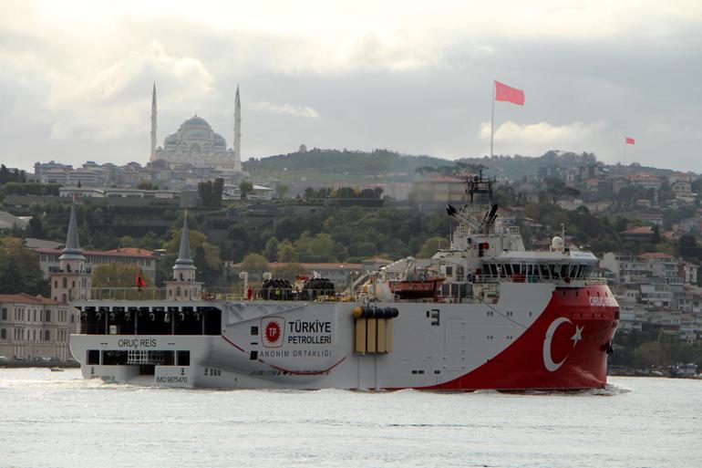 Oruç Reis Antalya Limanına gitmek için Marmara Denizine açıldı