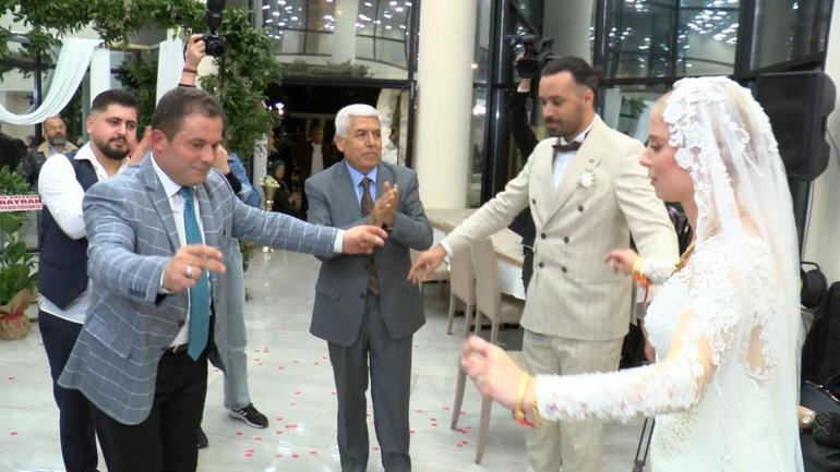 Nikah memuru baba, kızının nikahını kıydı