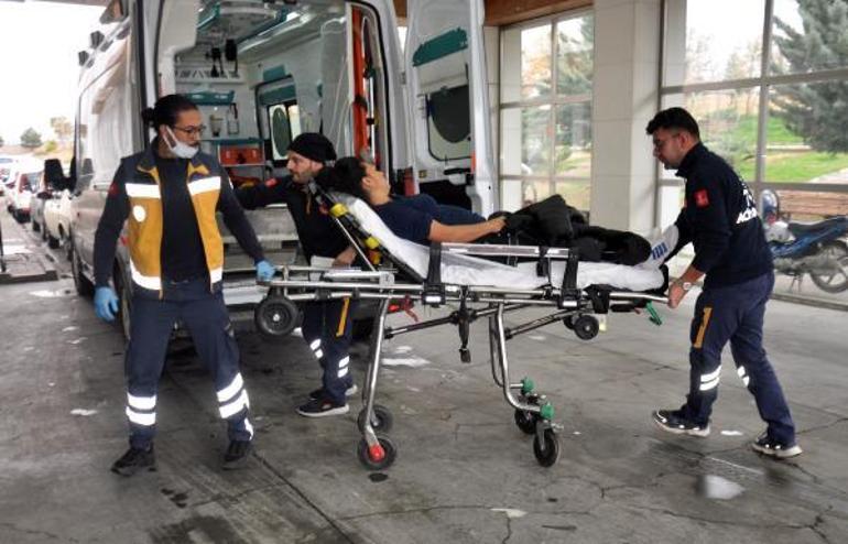 Eşini bıçaklayan şüpheli, kendisine soru soran gazeteciyi Seni de bıçaklarım’ diyerek tehdit etti