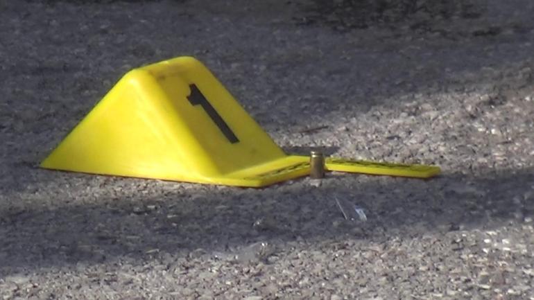 Duruşma sonrası kızına istismarda bulunduğu gerekçesiyle yargılanan sanığın babasını öldürdü