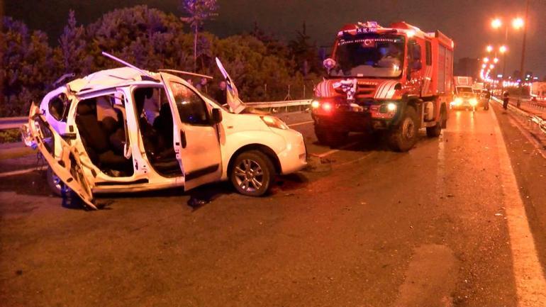 Ümraniyede trafik kazası: 1 ölü, 2 yaralı