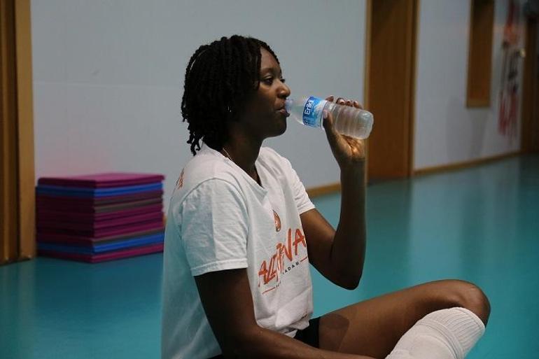 Eczacıbaşı Dynavit’in su sponsoru değişmedi