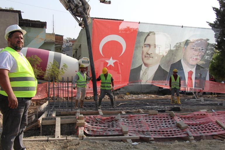 Erdoğan video konferansla katıldı; İzmirdeki muhtar hizmet binasına ilk harç döküldü