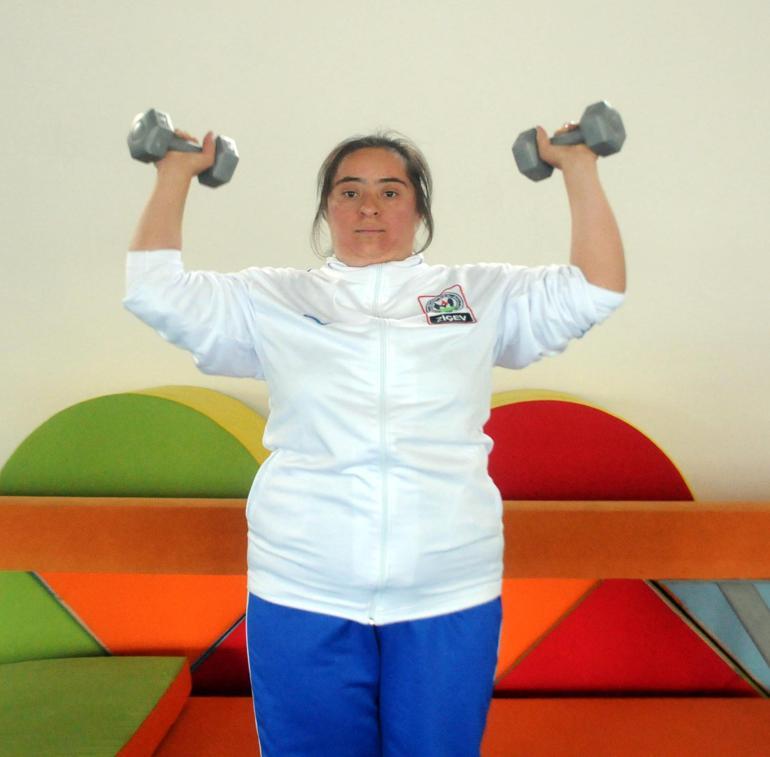 Down sendromlu Mehtap, milli takım seçmelerine hazırlanıyor