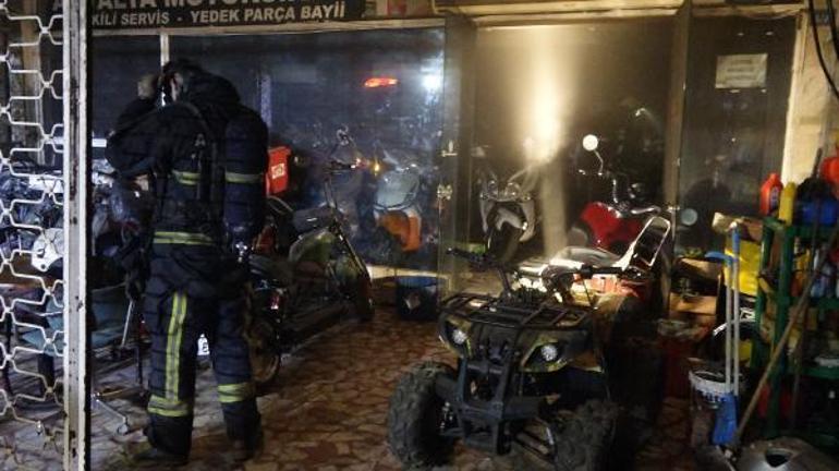 Antalya’da motosiklet dükkanında çıkan yangın maddi hasara yol açtı